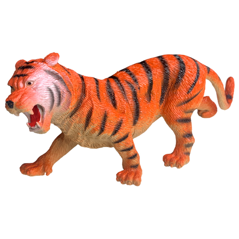 Фигурка животного "Тигр на охоте", 17,5 см